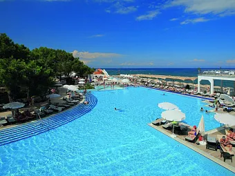 Отель LA MER HOTEL 5*