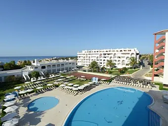 Отель BE LIVE PALMERAS VILLAGE 4*