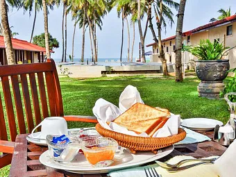 Отель AMAGI BEACH 2*, Шри-Ланка, Маравила