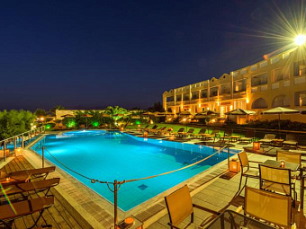 NIFOREIKA BEACH HOTEL & BUNGALOWS 3*