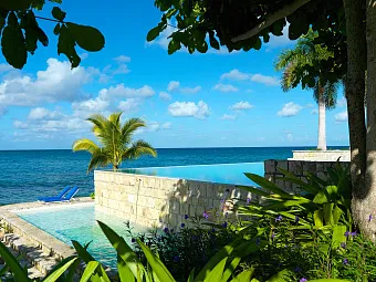 ROUND HILL HOTEL AND VILLAS 5*