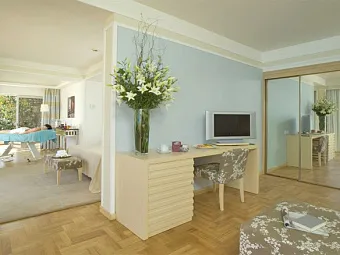 Отель PESTANA CARLTON MADEIRA OCEAN RESORT 5*