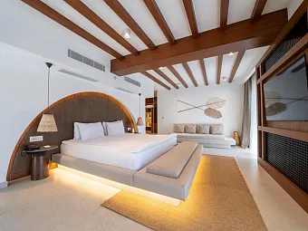 THE NORM COLLECTION DOOR'A 5*