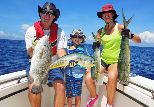 Рыбалка в Доминикане - ловись рыбка большая и маленькая!