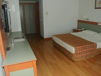 Отель AQI CLUB HYDROS 5*