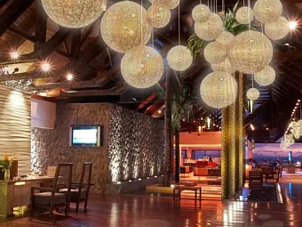 Отель AVANI SEYCHELLES BARBARONS RESORT & SPA 4*