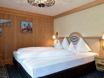 Отель KRAMERWIRT ALPENHOTEL 4*