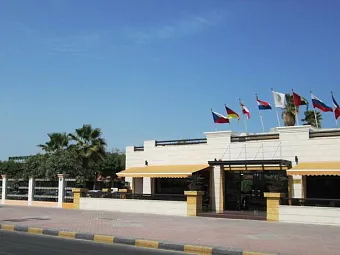 Отель LOU`LOU`A BEACH RESORT 3*, Шарджа.