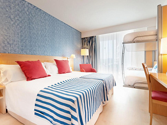 TRYP PORT CAMBRILS 4*