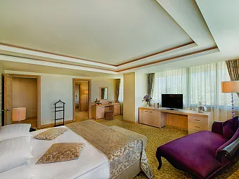 AMARA LUXURY RESORT & VILLAS 5*