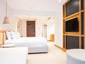 THE NORM COLLECTION DOOR'A 5*