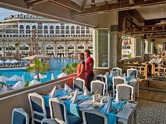 Отель CRYSTAL SUNSET LUXURY RESORT & SPA 5*