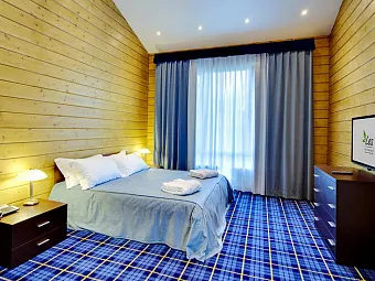 LES Art Resort 4*