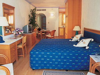 PAPHOS GARDENS HOTEL 3*