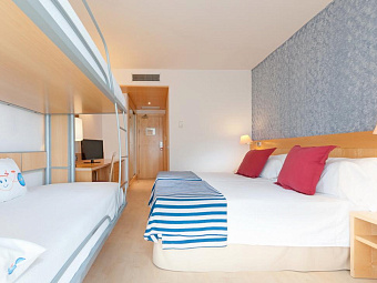 TRYP PORT CAMBRILS 4*