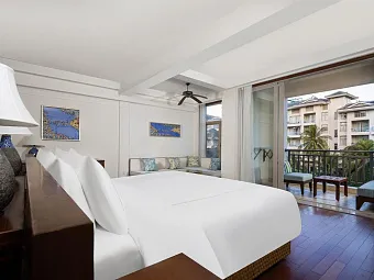 SWISSOTEL & GRANG MERCURE YALONG BAY 5*
