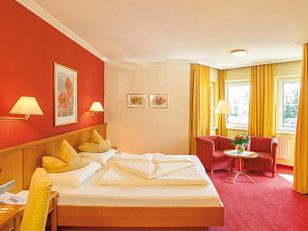 Отель KOHLERHOF HOTEL 4*