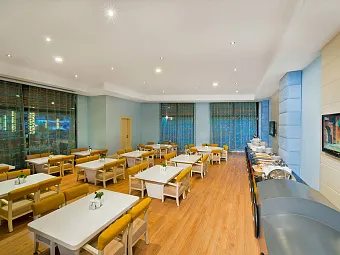 AMARA LUXURY RESORT & VILLAS 5*