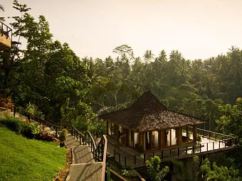 Отель KAMANDALU UBUD RESORT & SPA 5*