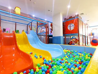 MANGROVE TREE RESORT YALONG BAY 5*