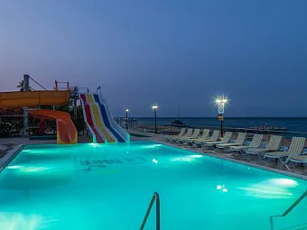 Отель LA MER HOTEL 5*