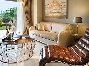 SANI ASTERIAS SUITES 5*
