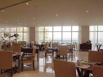 Отель RADISSON BLU RESORT FUJAIRAH 5*