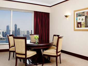 CORNICHE HOTEL SHARJAH 5* (ex. Hilton)