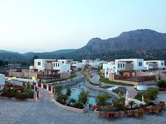 Отель LINDIAN VILLAGE 5* Deluxe
