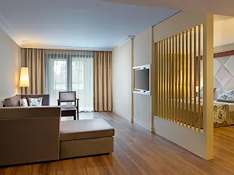 SEVEN SEAS HOTEL LIFE 5*