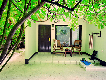  Beach Front Room.