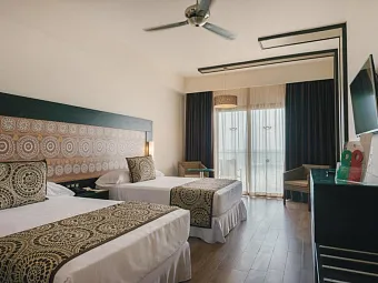 RIU SRI LANKA 5*