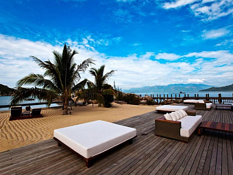 AN LAM NINH VAN BAY 5*