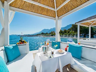 AMARA LUXURY RESORT & VILLAS 5*