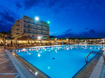 APOLLO BEACH 4*