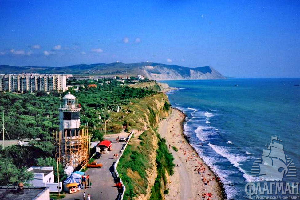  Высокий берег, маяк