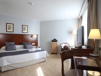  GOLDEN TULIP ANDORRA FENIX HOTEL 4*