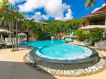 LE DUC DE PRASLIN 4*