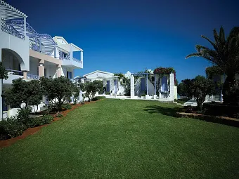 Отель SERITA BEACH HOTEL 5*