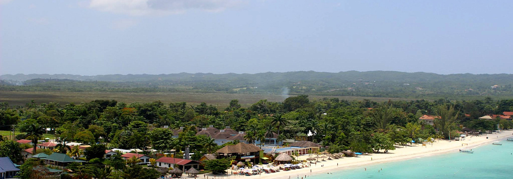 Отель BEACHCOMBER CLUB RESORT 3*. Ямайка. Негрил. 