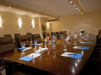AMC ROYAL RESORT 5*