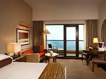 AMWAJ ROTANA 5*