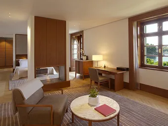VILLA MILOCER 5*