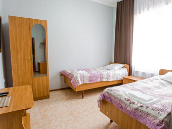 КОРОНА 3*