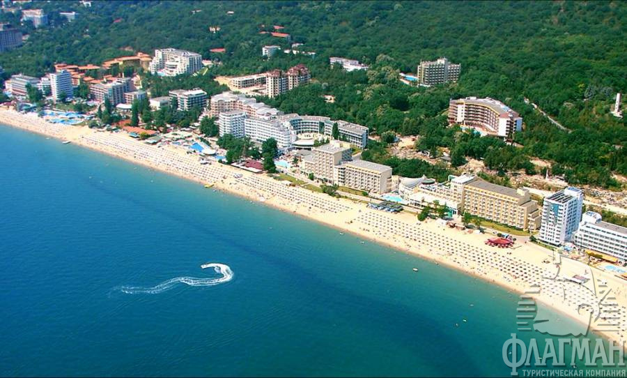 Прибрежная полоса курорта Золотые Пески