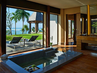 THE RITZ - CARLTON BALI 5*