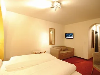 Отель KOENIG HOTEL 3*