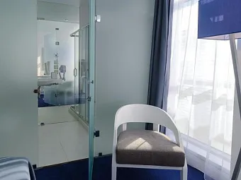 Отель ADRIANO 4*
