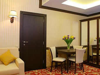 KOMPASS HOTEL SAVOY 4*