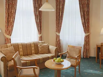  Отель BRISTOL DOM PAVLOVA 4*